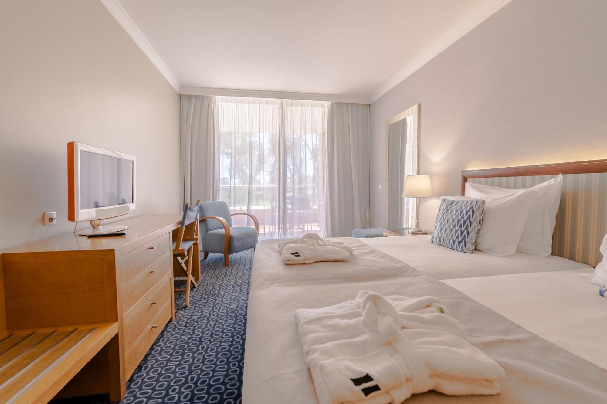 Pestana Alvor Park Suites Hotel Екстериор снимка