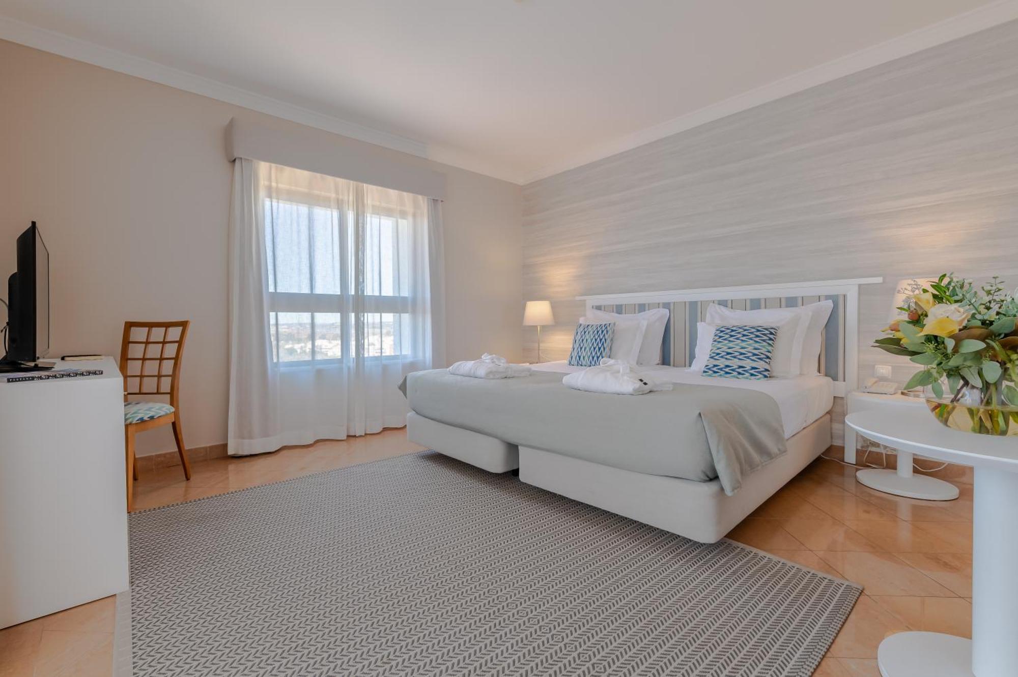 Pestana Alvor Park Suites Hotel Екстериор снимка